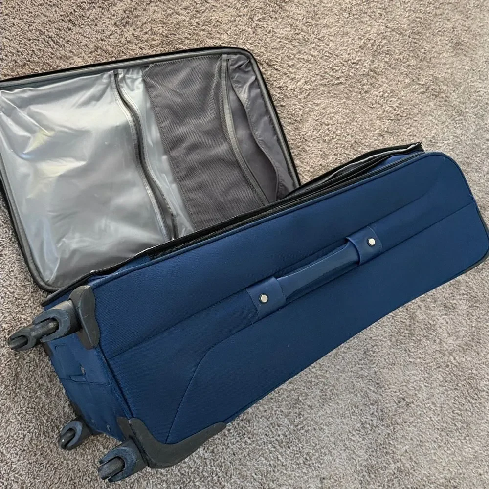 Samsonite Navy Blue Softshell Expandable Spinner Suitcase 20150410 4500254976